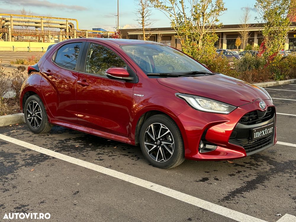 Toyota Yaris Hybrid 1.5 VVT-i - 16