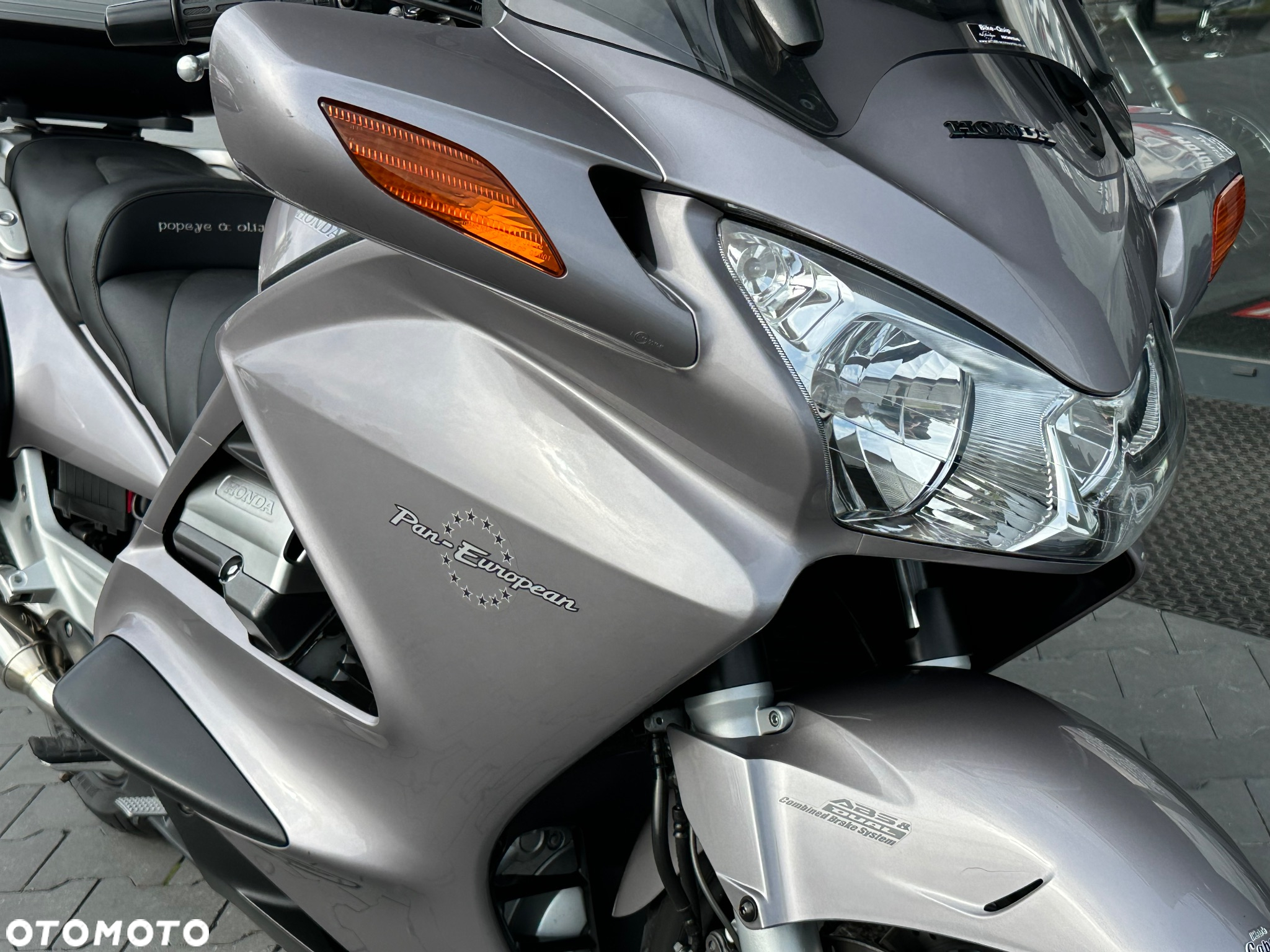 Honda ST - 19