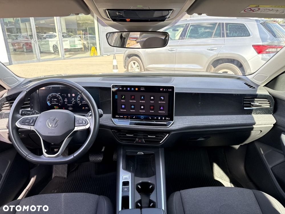 Volkswagen Passat - 14
