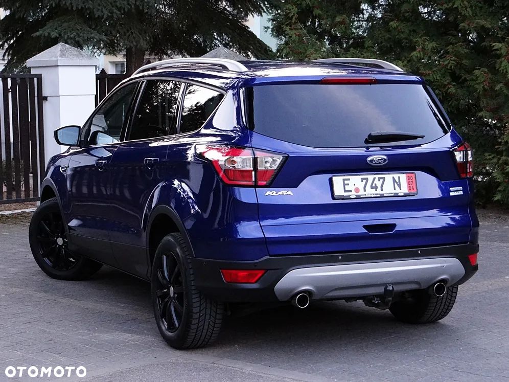 Ford Kuga 1.5 EcoBoost 2x4 Titanium - 3