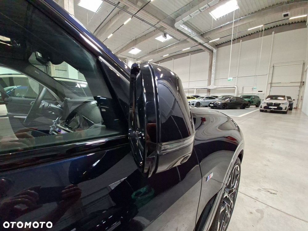 BMW X7 - 22