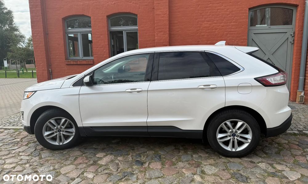 Ford Edge - 4