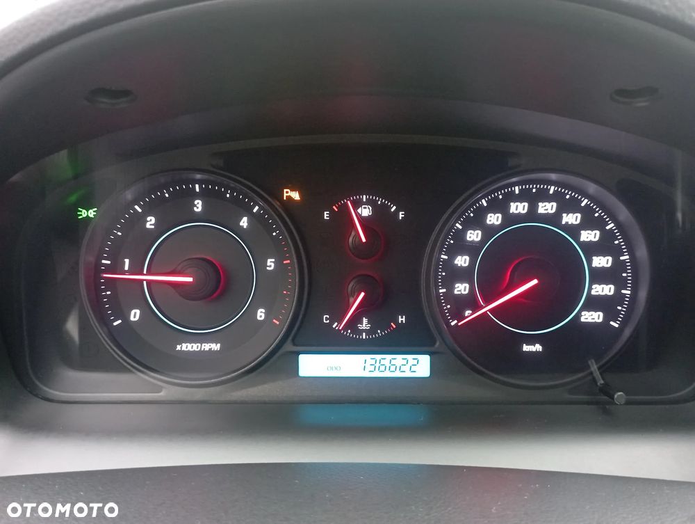 Chevrolet Captiva 2.2 d LTZ - 15