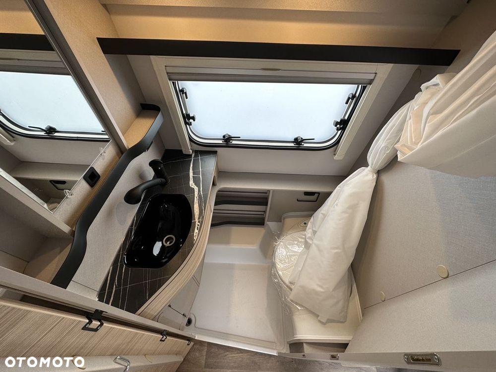 Hymer-Eriba Touring 430 - 17