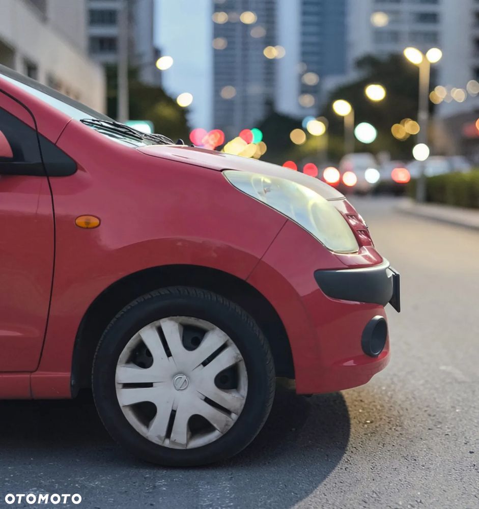 Nissan Pixo - 8