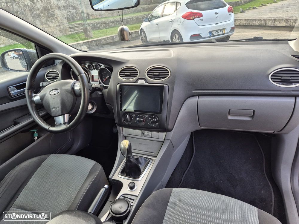 Ford Focus - 10