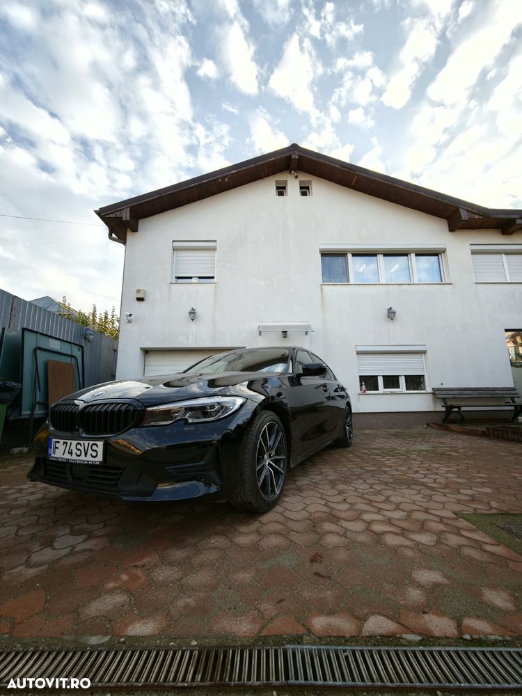 BMW 3 Series 2019 photo 3