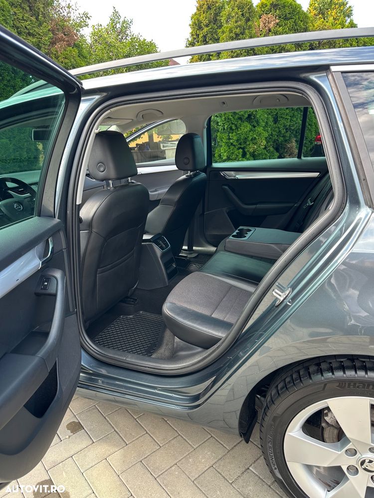 Skoda Octavia 2.0 TDI Premium Edition - 16