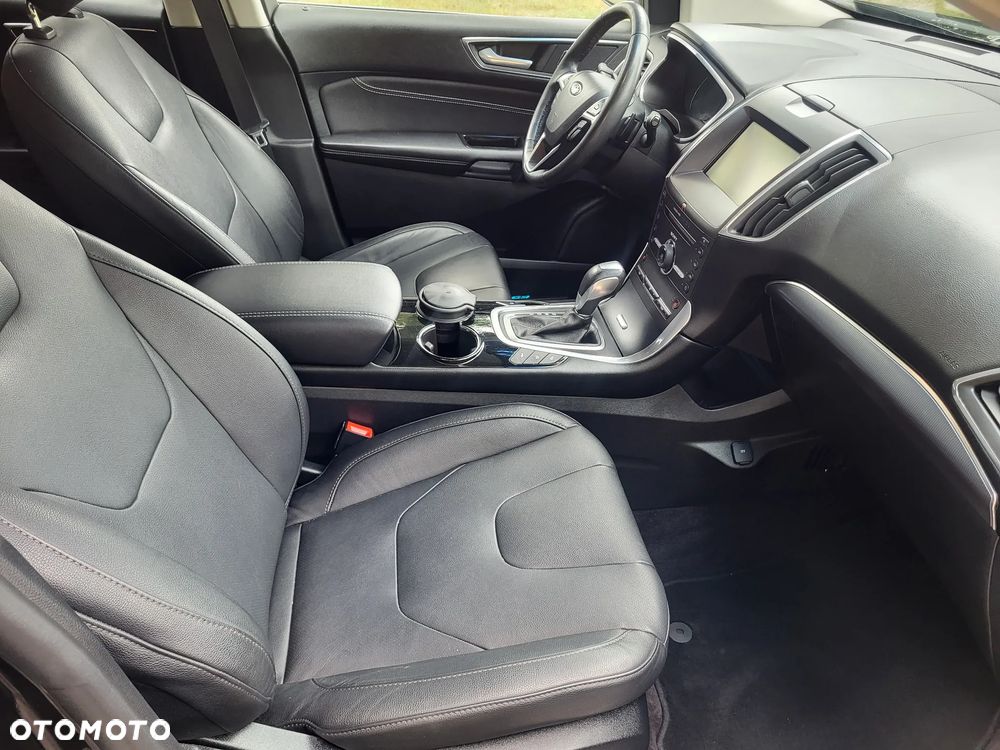 Ford Edge 2.0 TDCi Bi-Turbo 4x4 Titanium - 19
