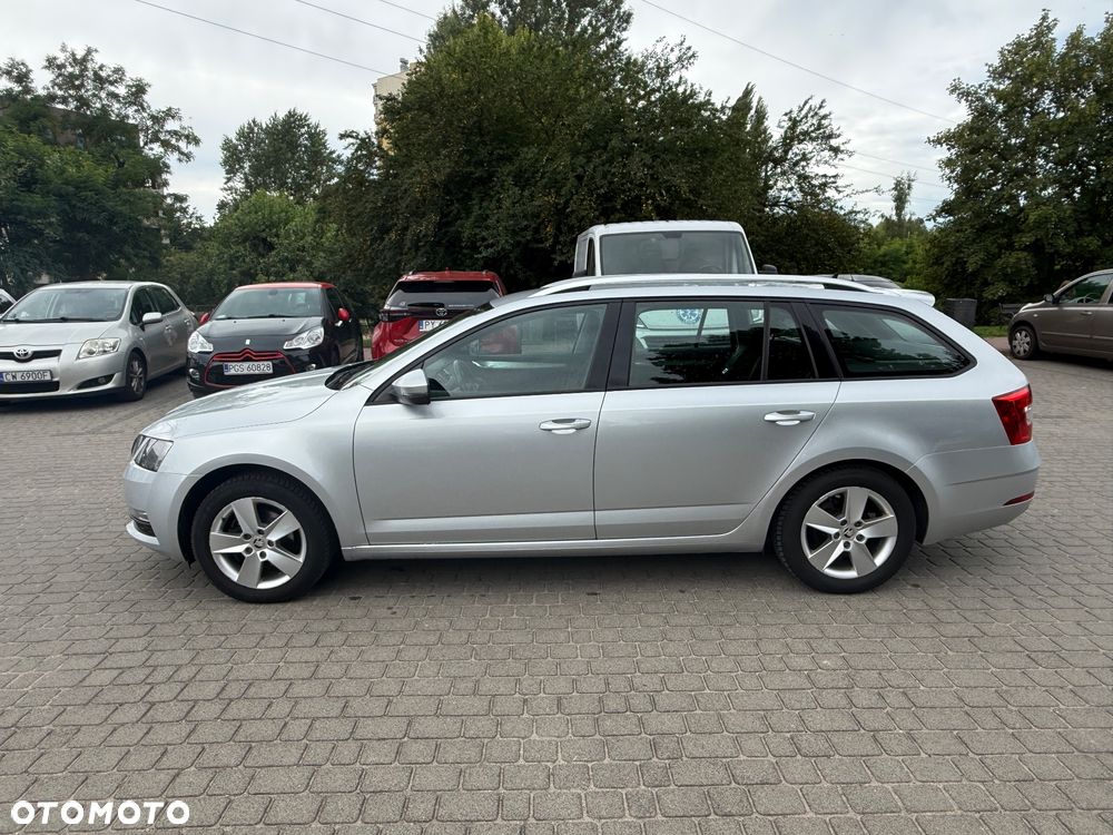 Skoda Octavia 1.6 TDI Ambition - 2