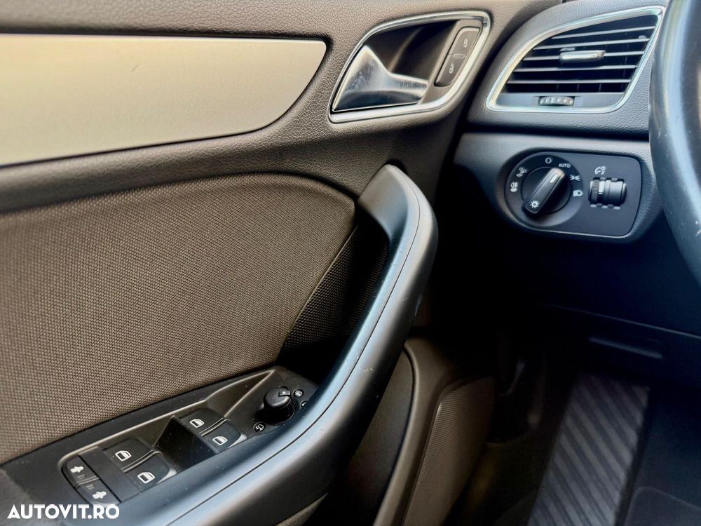 Audi Q3 1.4 TFSI Stronic Design - 9
