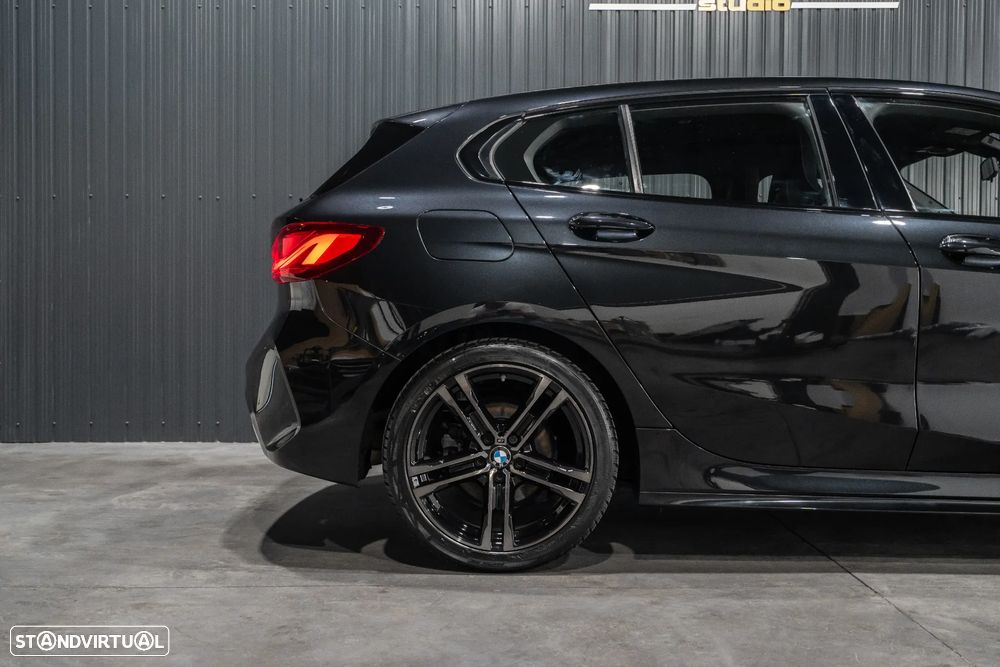 BMW 118 i Pack M Auto - 43