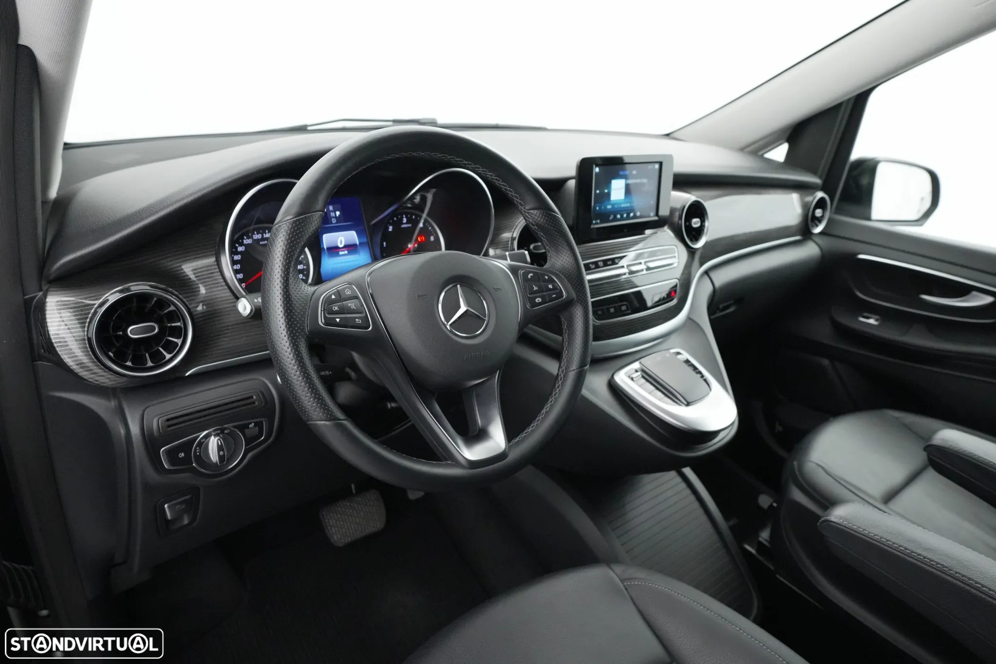 Mercedes-Benz V 250 d Longo Avantgarde - 28