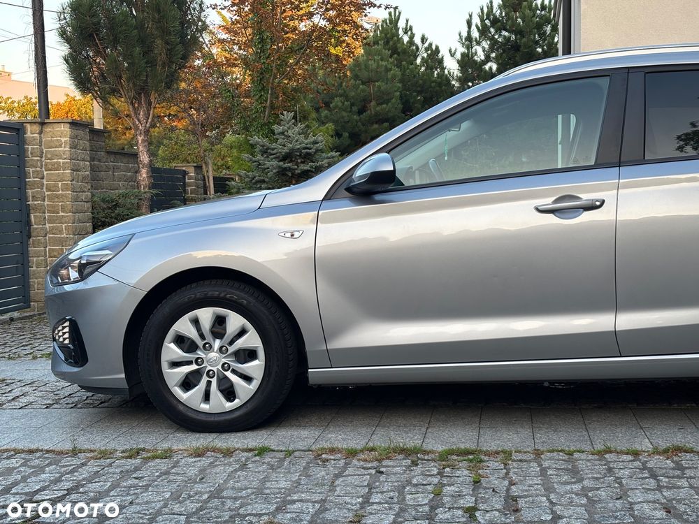 Hyundai i30 1.5 DPI Modern - 26
