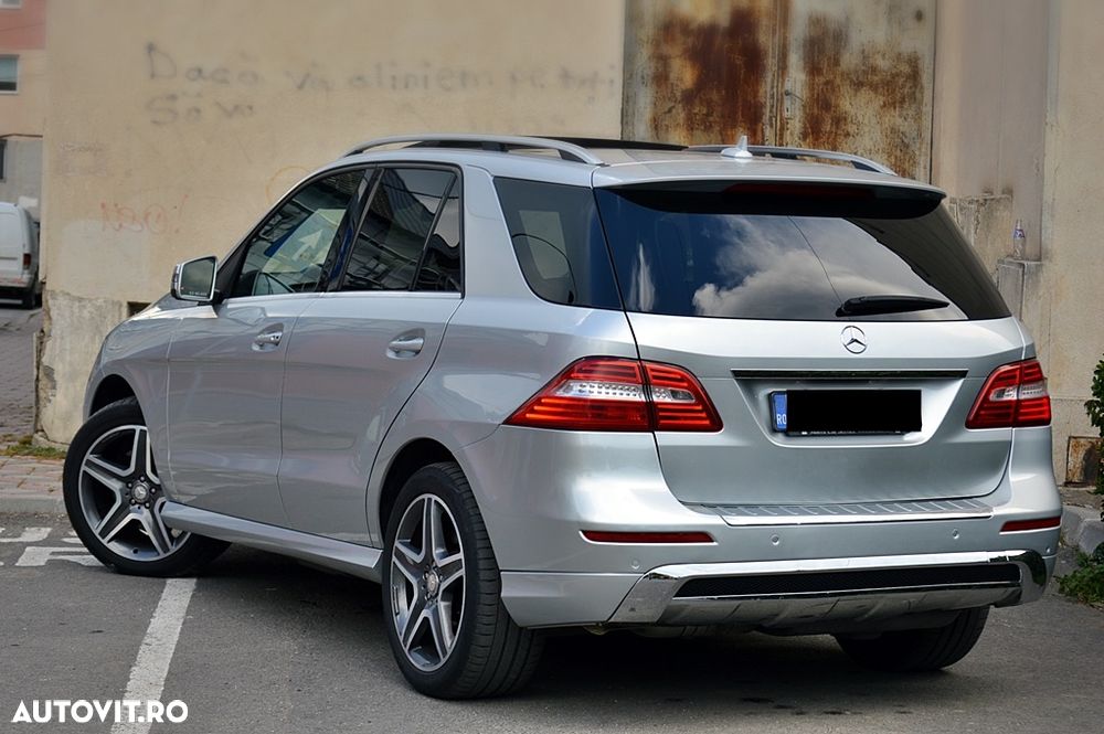 Mercedes-Benz ML 350 BlueTEC 4MATIC 7G-TRONIC - 17