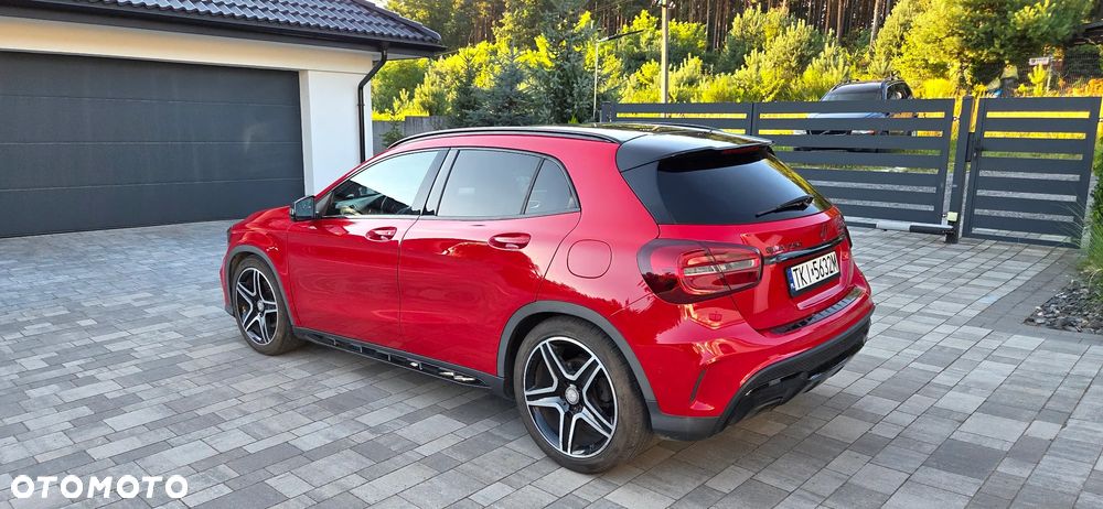 Mercedes-Benz GLA 250 4-Matic - 2