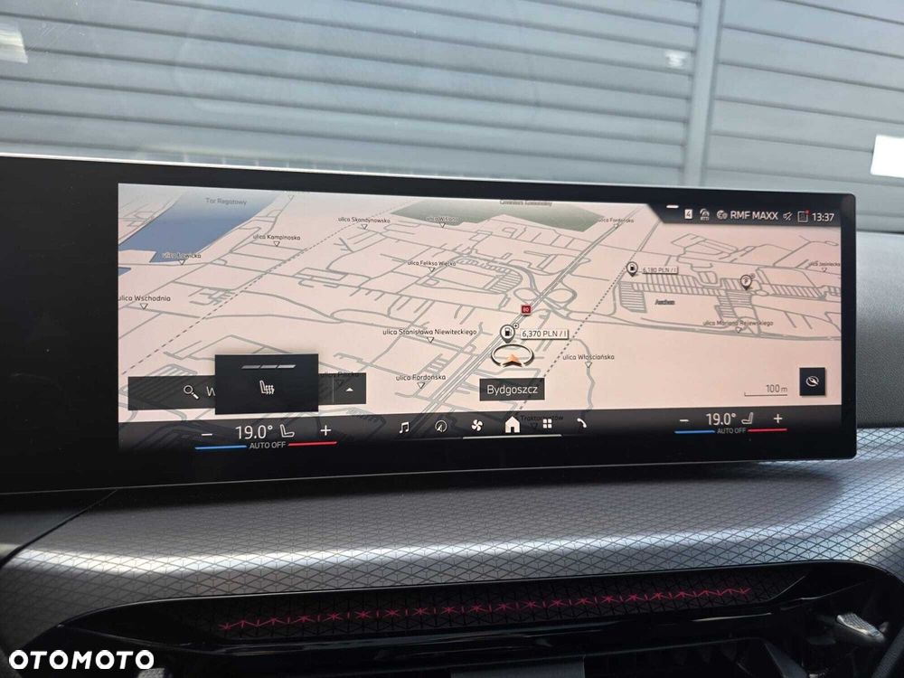 BMW Seria 3 330i xDrive M Sport sport - 16