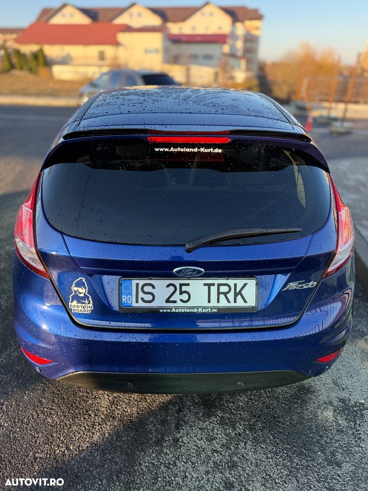 Ford Fiesta 1.5 TDCi SYNC Edition - 6