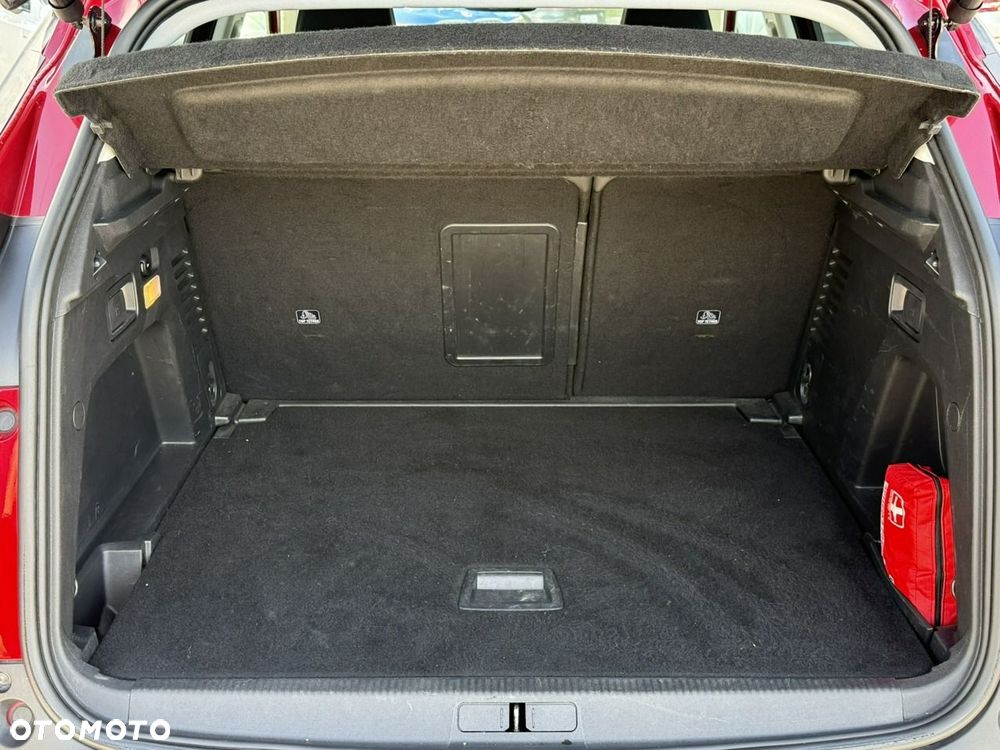 Peugeot 3008 1.2 PureTech Allure S&S EAT8 - 15