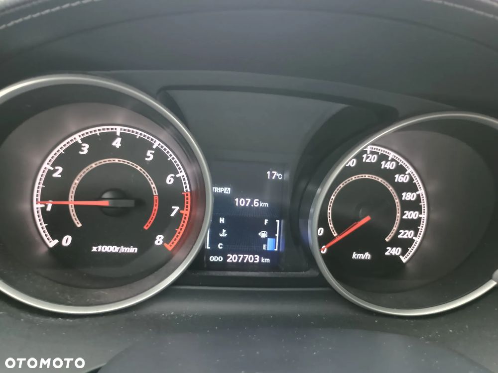 Mitsubishi Outlander 2.0 Intense 2WD - 14