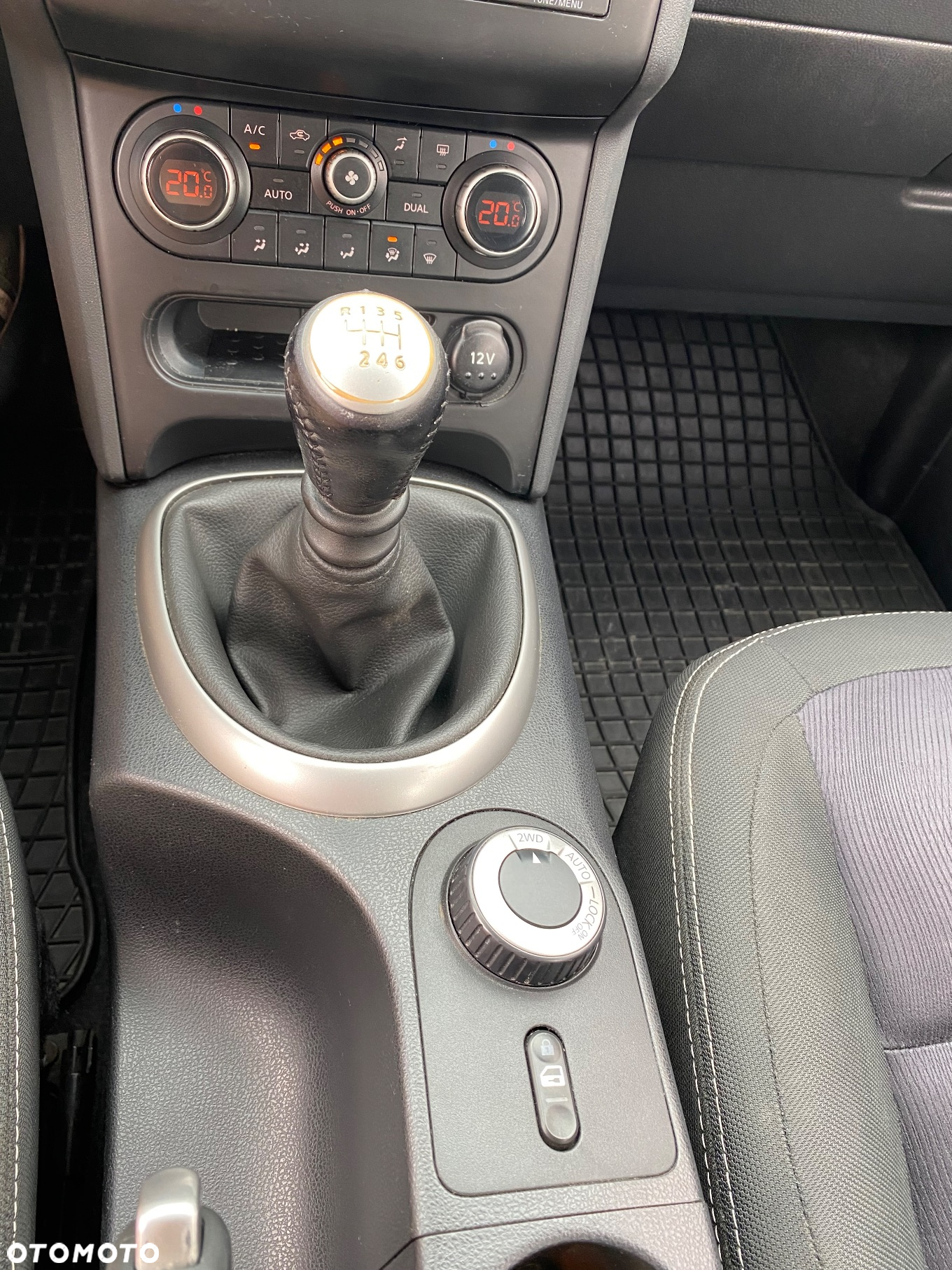 Nissan Qashqai 1.6 DCi 4x4 Acenta - 12