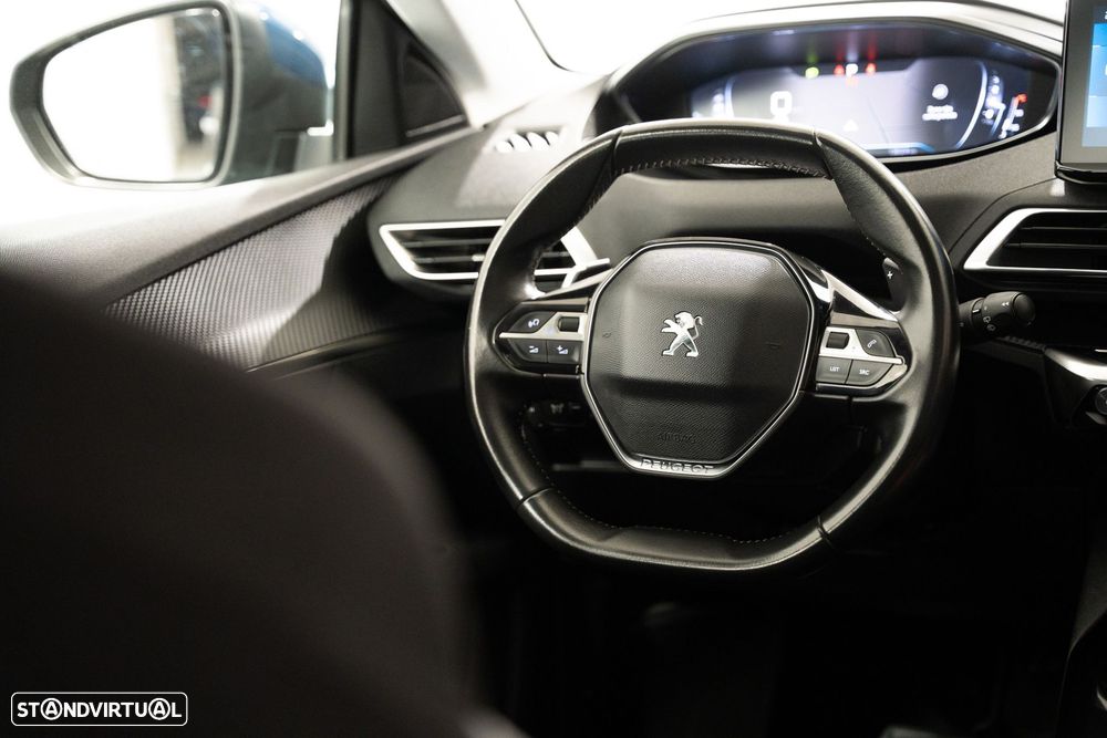 Peugeot 5008 1.2 PureTech Allure EAT8 - 11