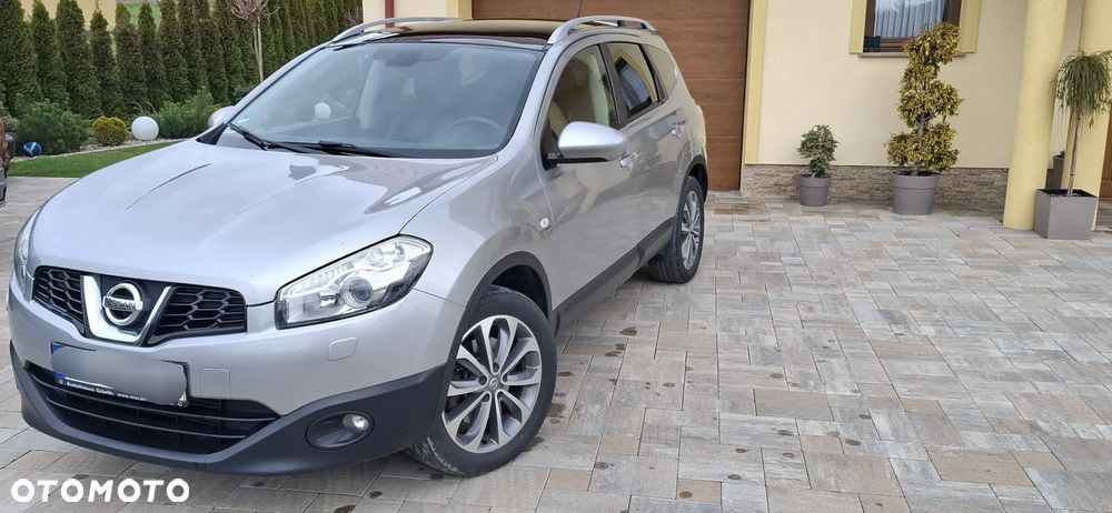 Nissan Qashqai+2 - 1