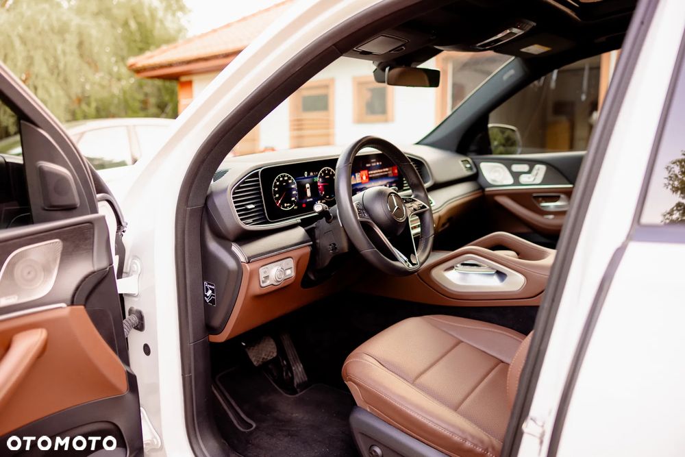 Mercedes-Benz GLE - 11