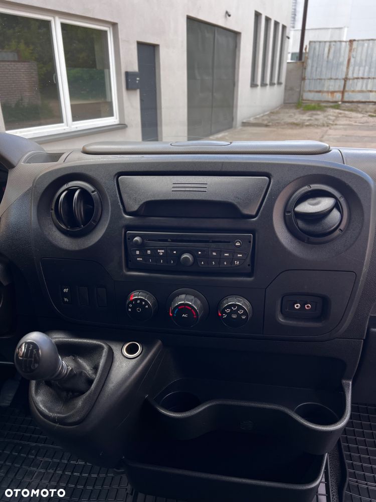 Renault Master - 16