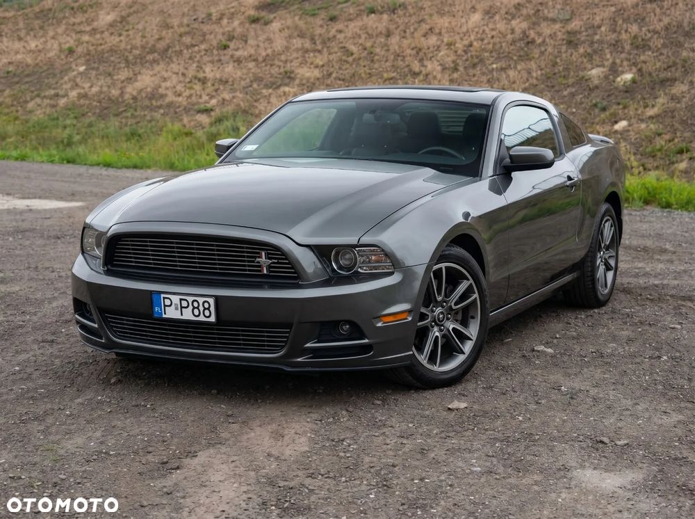 Ford Mustang 3.7 V6 Premium - 14