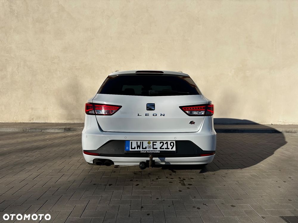 Seat Leon 2.0 TDI DPF Start&Stop DSG FR - 4