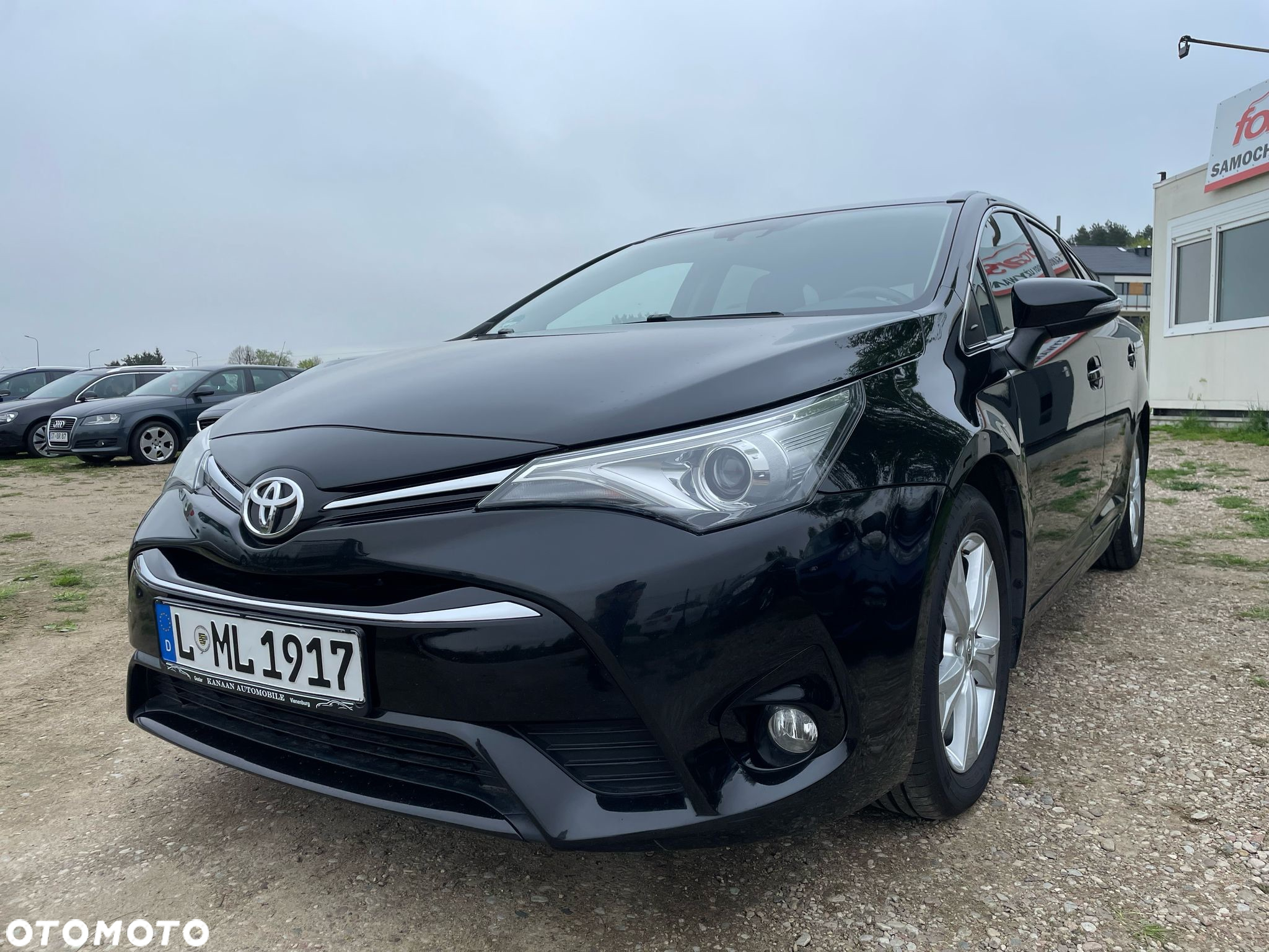 Toyota Avensis Touring Sports 2.0 D-4D Edition-S - 12