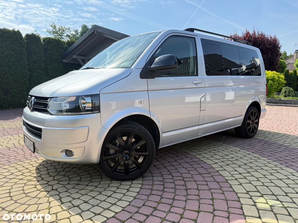 Volkswagen Multivan - 32