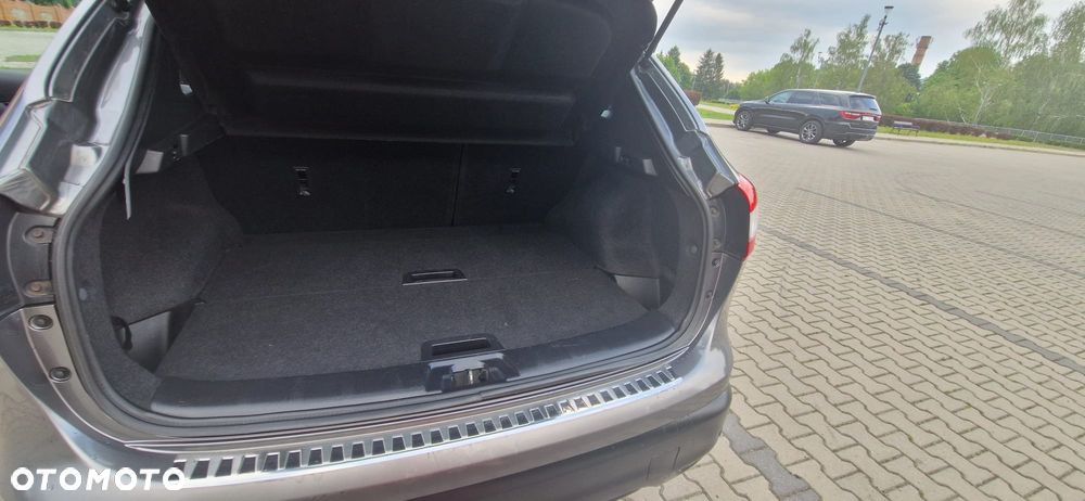 Nissan Qashqai - 12