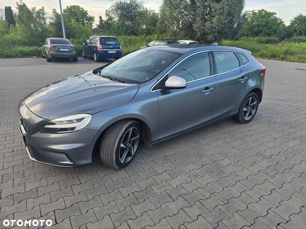 Volvo V40 D3 Drive-E R-Design Momentum - 6