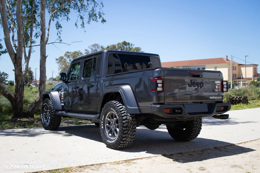 Jeep Gladiator 3.0 CRD Overland AT8 - 13