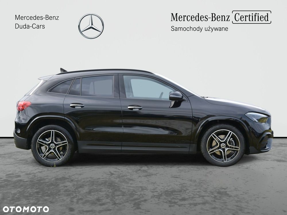 Mercedes-Benz GLA 200 AMG Line - 4