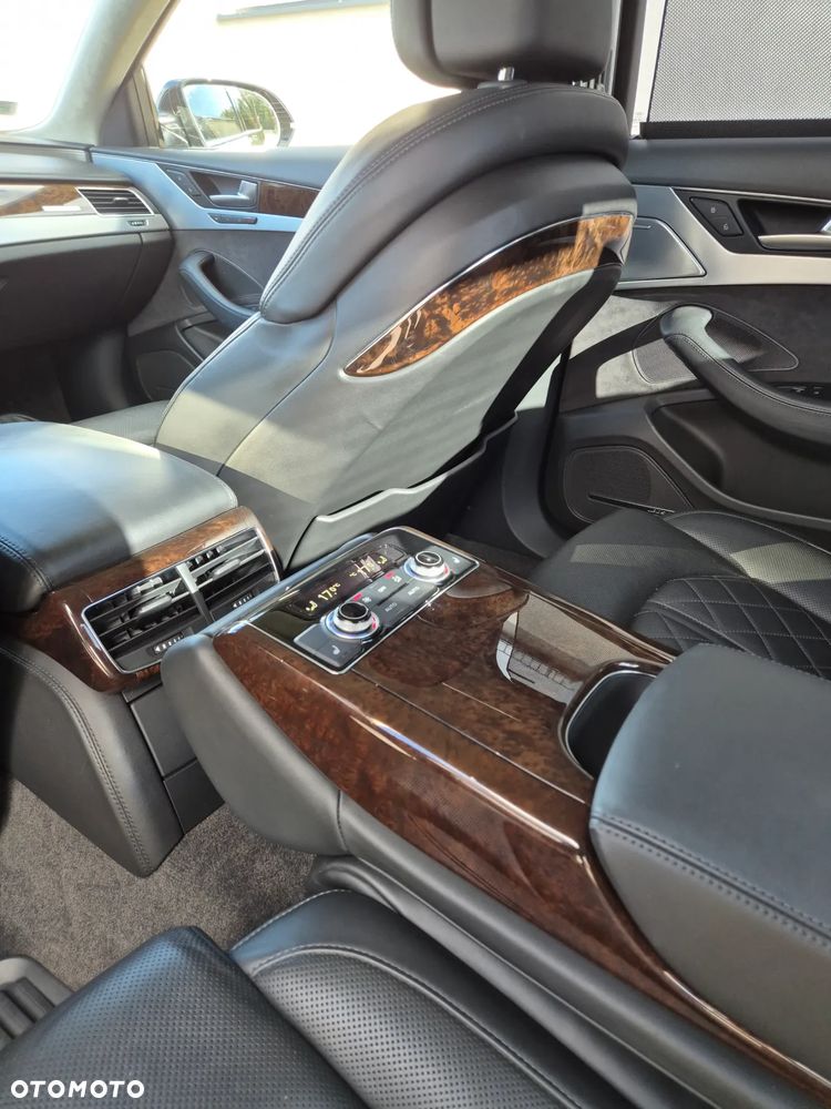 Audi A8 4.2 FSI quattro tiptronic - 24