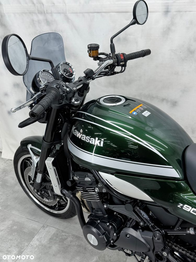 Kawasaki Z 900 RS - 16