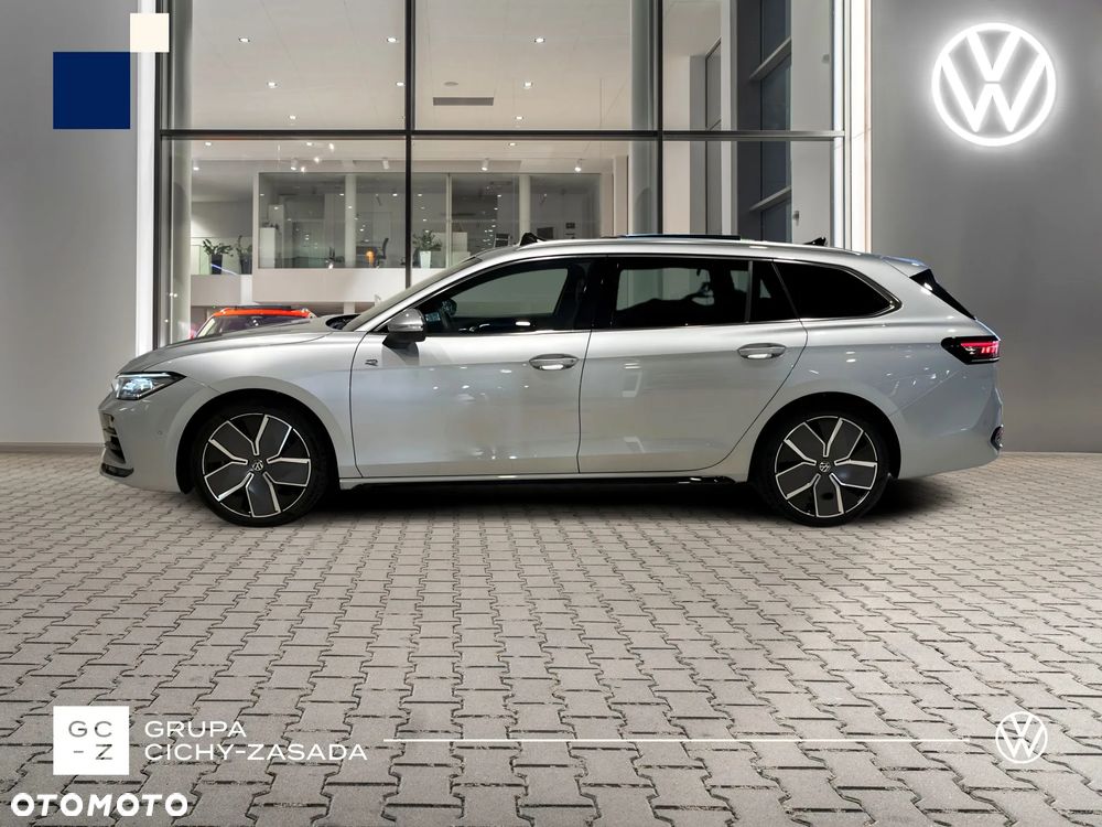 Volkswagen Passat Variant 2.0 TSI 4Mot R-Line DSG - 3