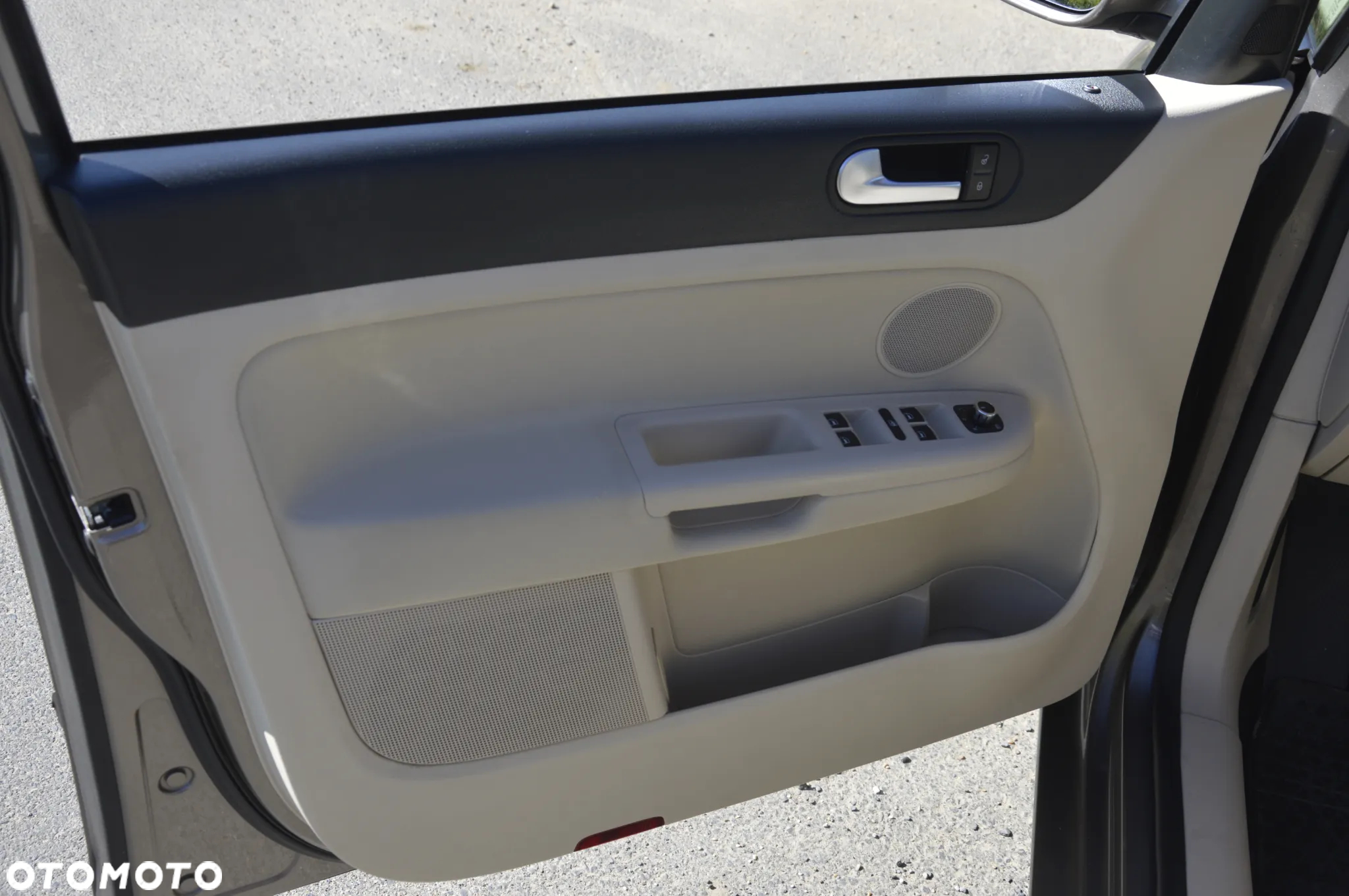 Volkswagen Golf Plus 1.4 TSI Highline DSG - 10