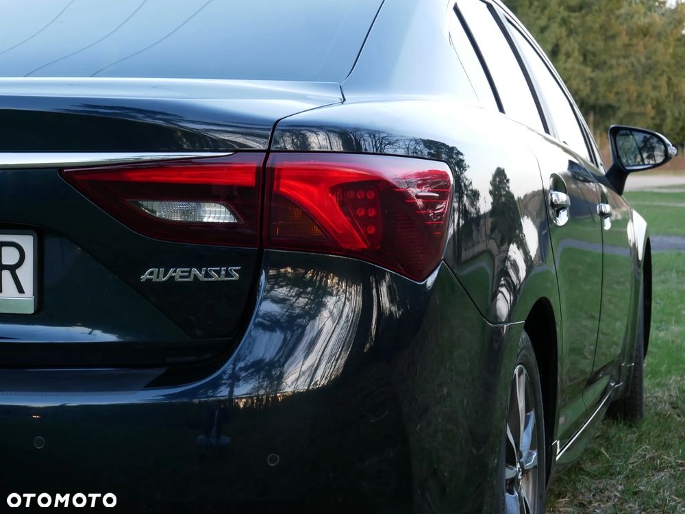 Toyota Avensis 1.8 Premium - 28
