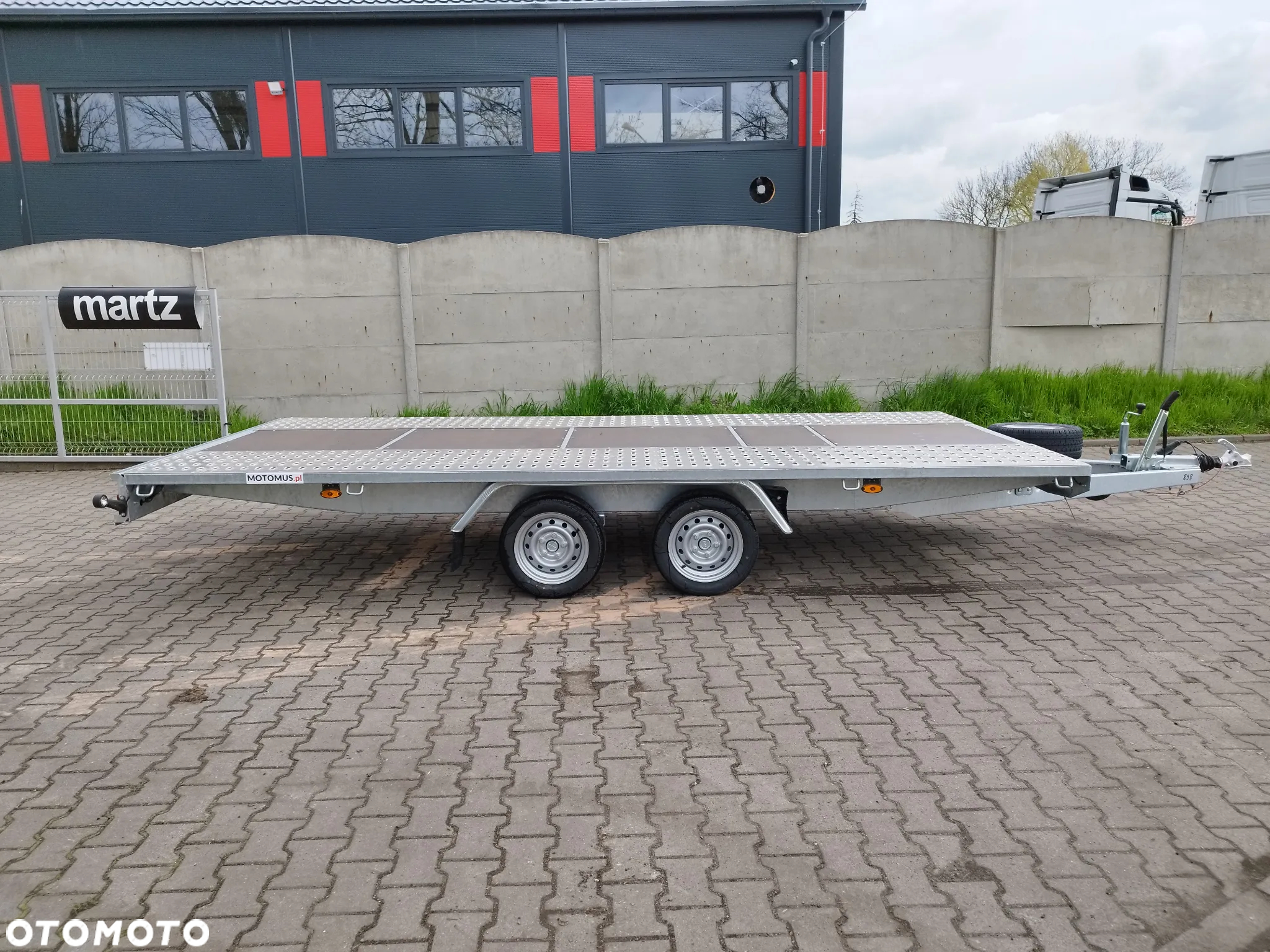 Niewiadów Laweta Niewiadów Mars NM 4,5x2,1m płaska wypełnienie sklejka DMC 2700kg 2 osie koła 195R13C spawana rama mocna - 10