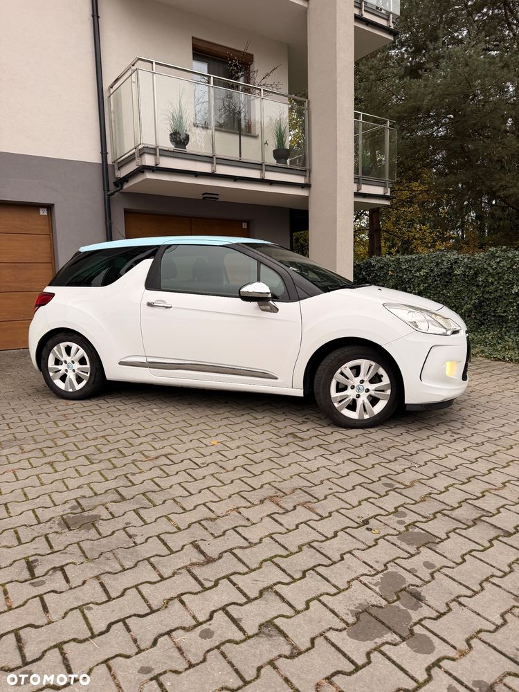 Citroën DS3 VTi 120 SoChic - 11