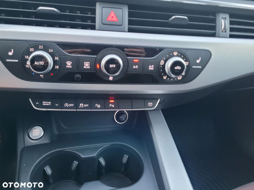 Audi A4 Avant 2.0 TDI S tronic quattro - 26