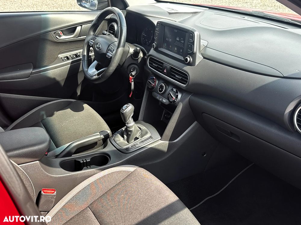Hyundai KONA - 9