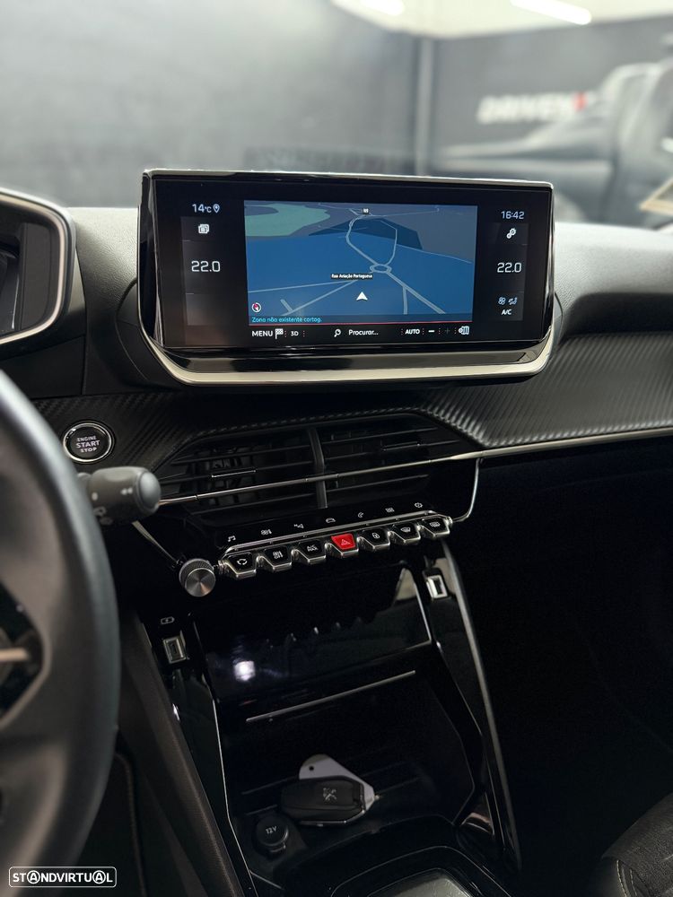 Peugeot 2008 PureTech 130 EAT8 Allure Pack - 19