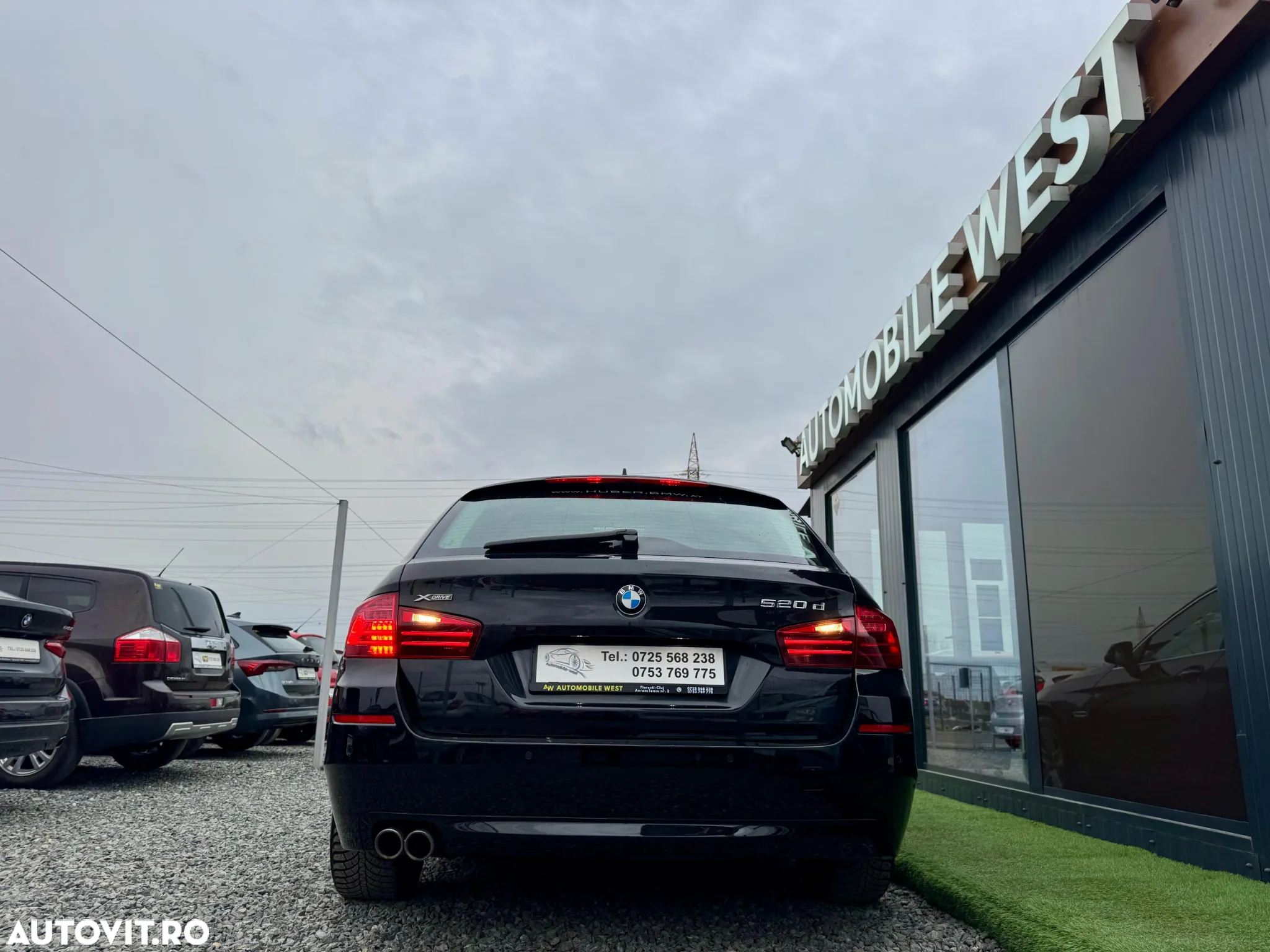 BMW Seria 5 520d Touring Aut. Luxury Line - 19