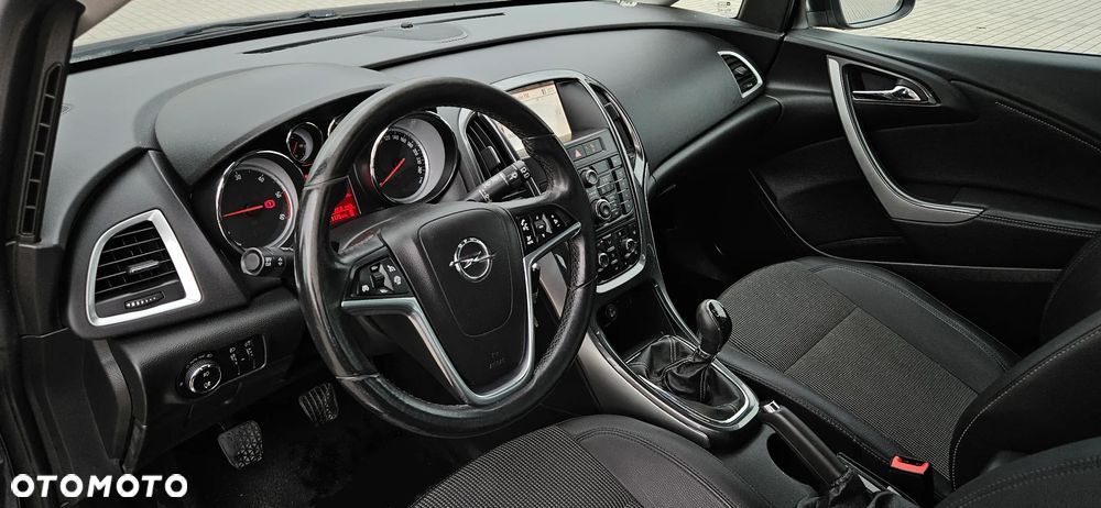 Opel Astra 1.7 CDTI DPF ecoFLEX TourerStart/Stop 105g Exklusiv - 11