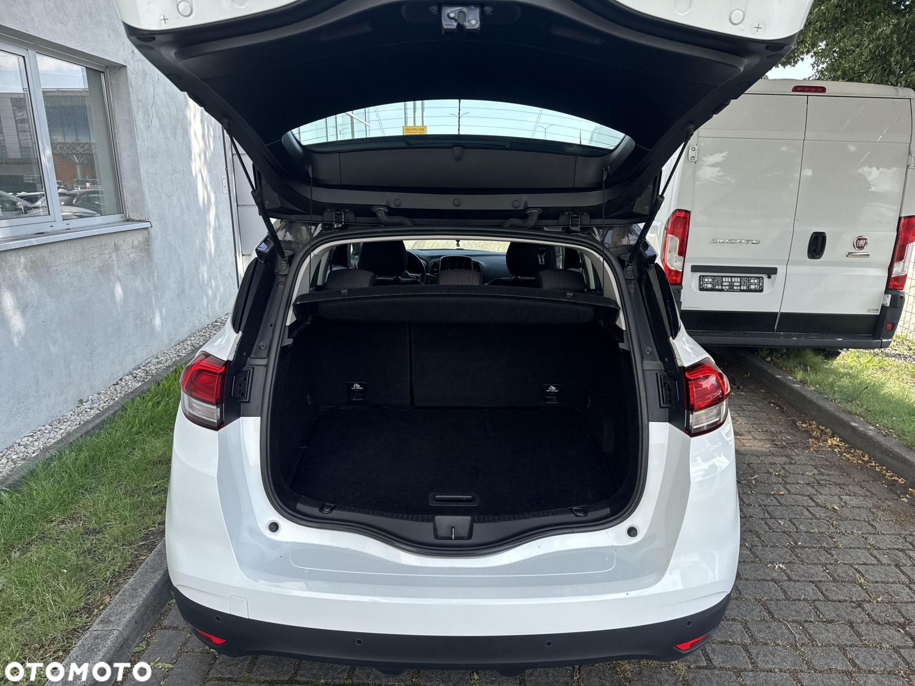 Renault Scenic 1.2 TCe Energy Intens - 23
